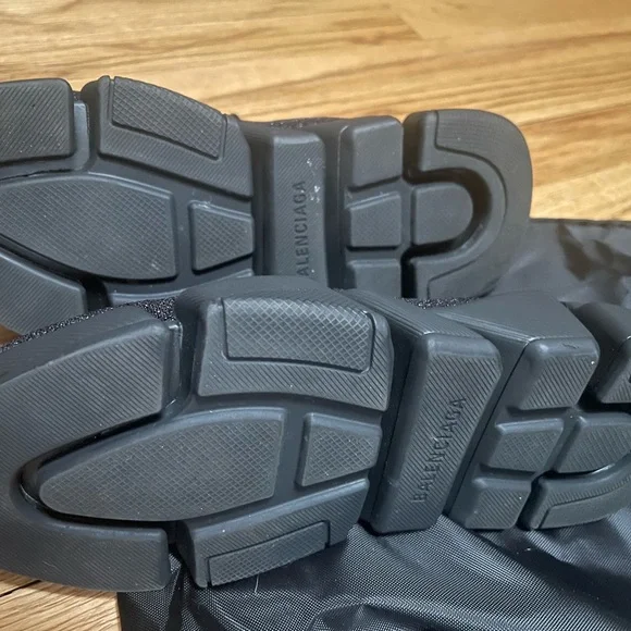 Balenciaga Black Sock Sneakers - Picture 7 of 7